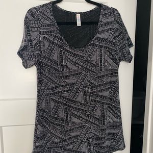 Lularoe size medium sparkle detests shirt